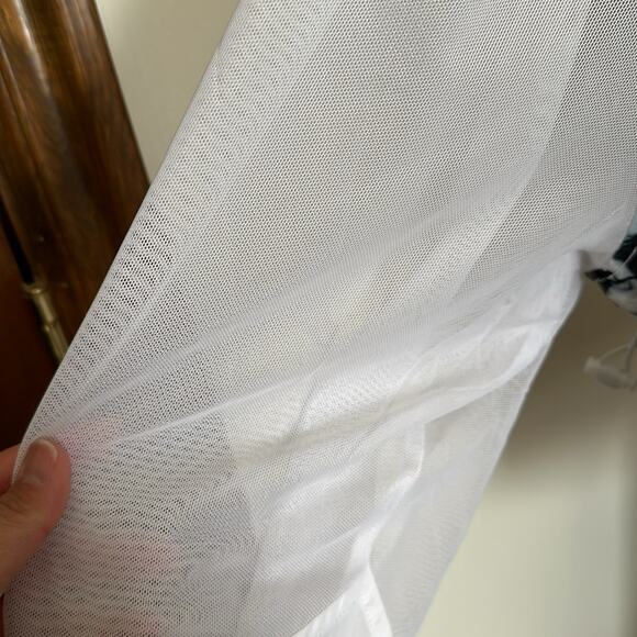 Zyia | White Marble Mesh Jacket Size M NWT - Picture 7 of 16